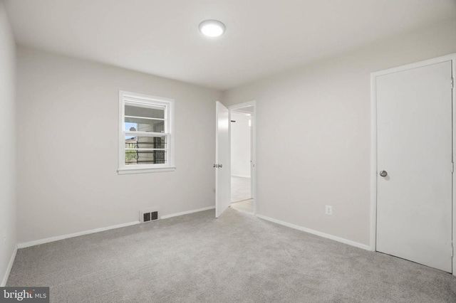 6605 RIGGS RD, Hyattsville, MD 20782