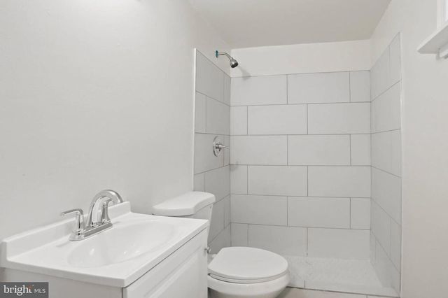 6605 RIGGS RD, Hyattsville, MD 20782