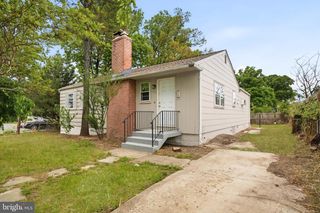 6605 RIGGS RD, Hyattsville, MD 20782