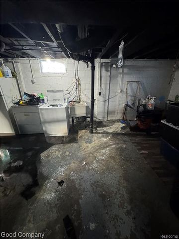 20026 Strasburg Street, Detroit, MI 48205