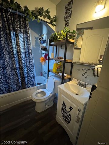 20026 Strasburg Street, Detroit, MI 48205