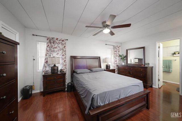 8500 Kern Canyon Road 66, Bakersfield, CA 93306