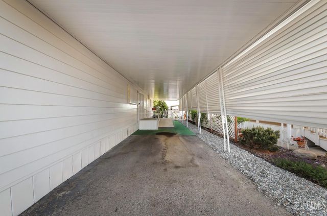 8500 Kern Canyon Road 66, Bakersfield, CA 93306