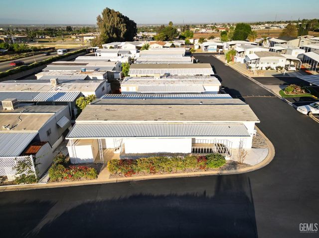 8500 Kern Canyon Road 66, Bakersfield, CA 93306