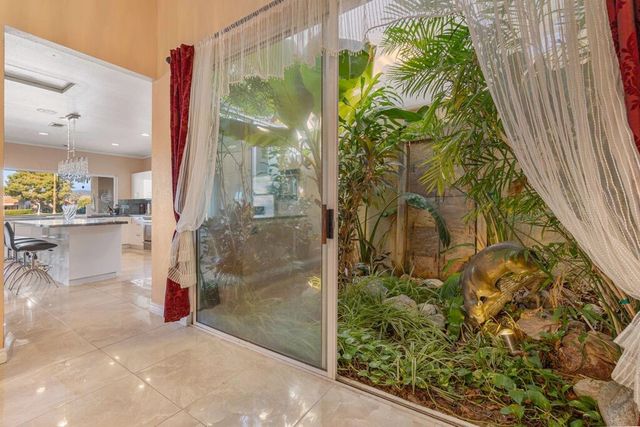 92 Lake Shore Drive, Rancho Mirage, CA 92270