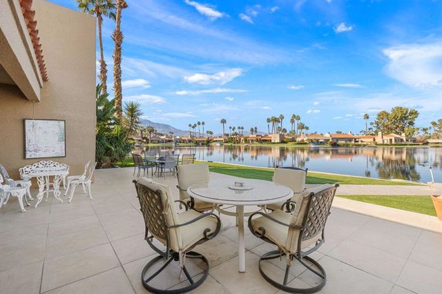 92 Lake Shore Drive, Rancho Mirage, CA 92270