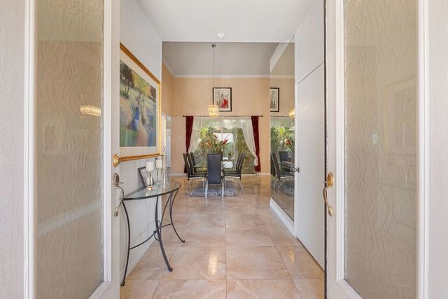 92 Lake Shore Drive, Rancho Mirage, CA 92270