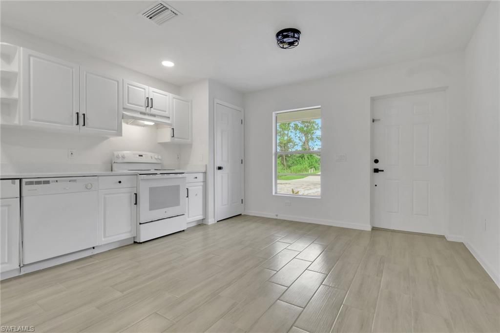 4733/4735 30th ST SW, LEHIGH ACRES, FL 33973 — photo 5