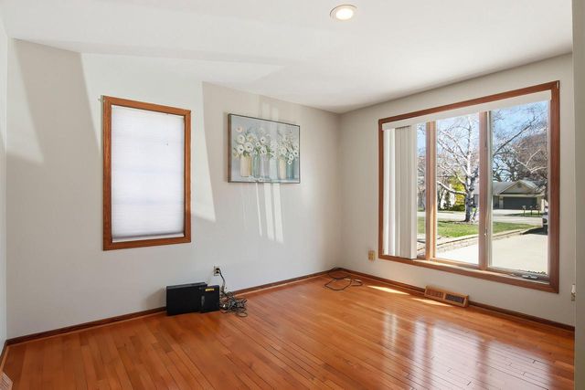 7944 Cooper ROAD, Kenosha, WI 53142