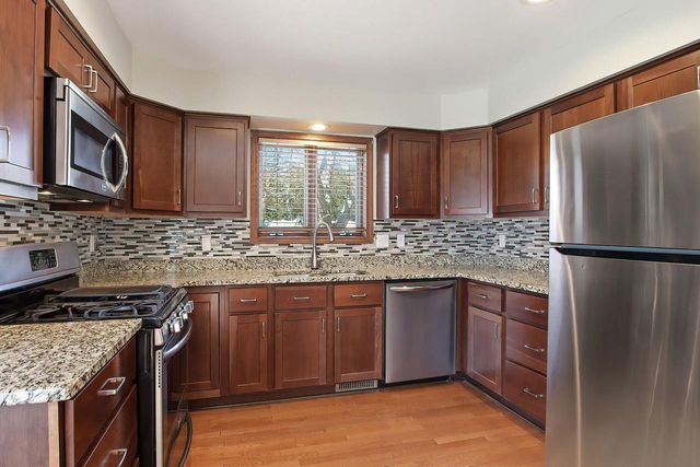 7944 Cooper ROAD, Kenosha, WI 53142