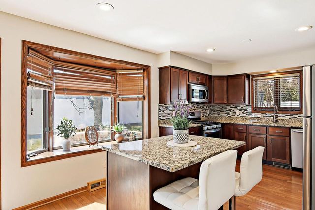 7944 Cooper ROAD, Kenosha, WI 53142