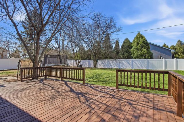 7944 Cooper ROAD, Kenosha, WI 53142