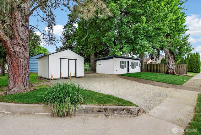 605 32nd Avenue, Longview, WA 98632