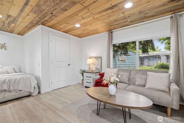 605 32nd Avenue, Longview, WA 98632