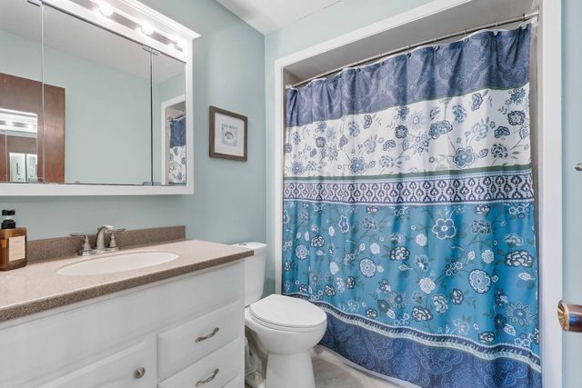 4320 Belle Avenue, Davenport, IA 52807