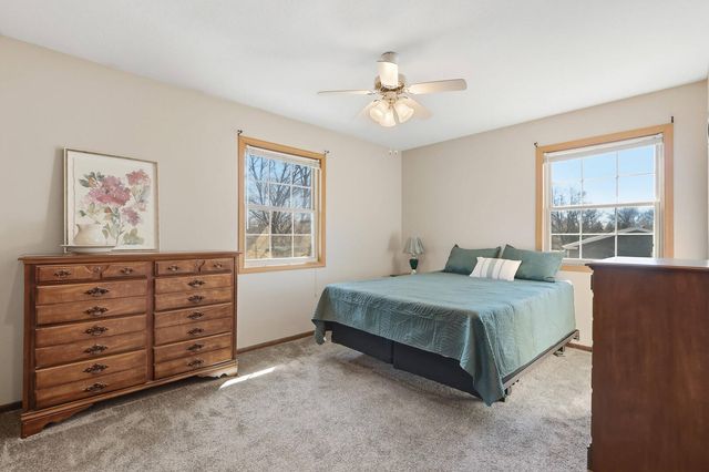 4320 Belle Avenue, Davenport, IA 52807