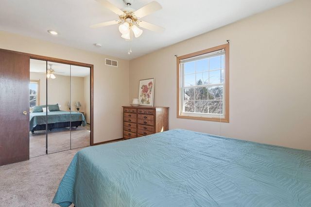 4320 Belle Avenue, Davenport, IA 52807