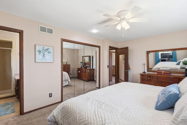 4320 Belle Avenue, Davenport, IA 52807