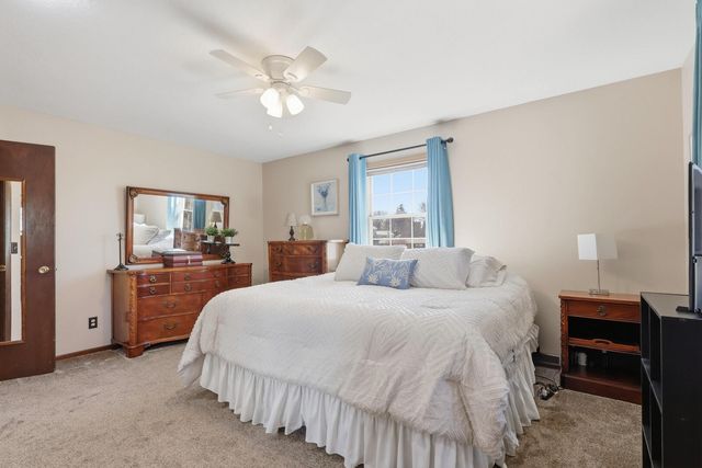 4320 Belle Avenue, Davenport, IA 52807