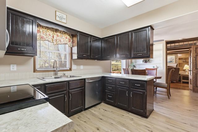 4320 Belle Avenue, Davenport, IA 52807