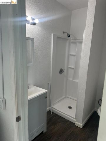 3839 Moonbeam DR, Sacramento, CA 95827