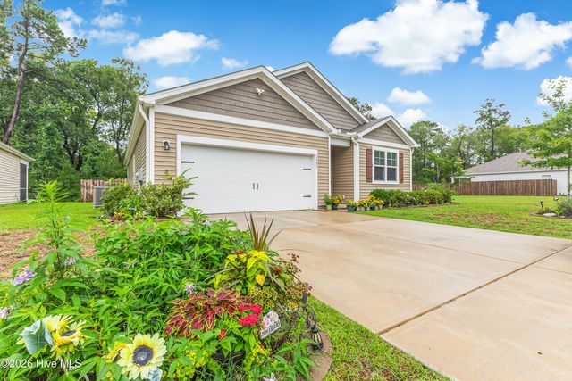 1581 Pleasant Hollow Court SE, Bolivia, NC 28422