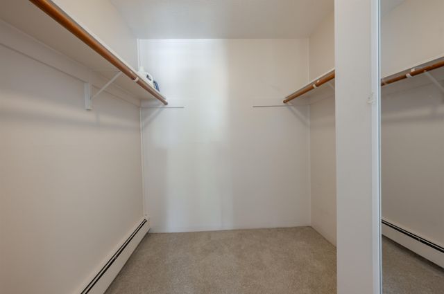 36 English Village Rd Apt 202R, Manchester, NH 03102