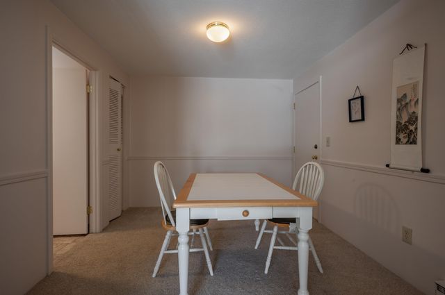 36 English Village Rd Apt 202R, Manchester, NH 03102