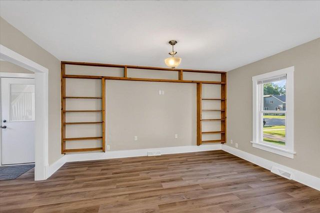 119 East Avenue, Belleville, WI 53508