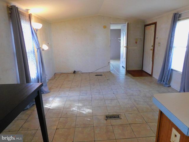 117 MEADOW LN, Lititz, PA 17543