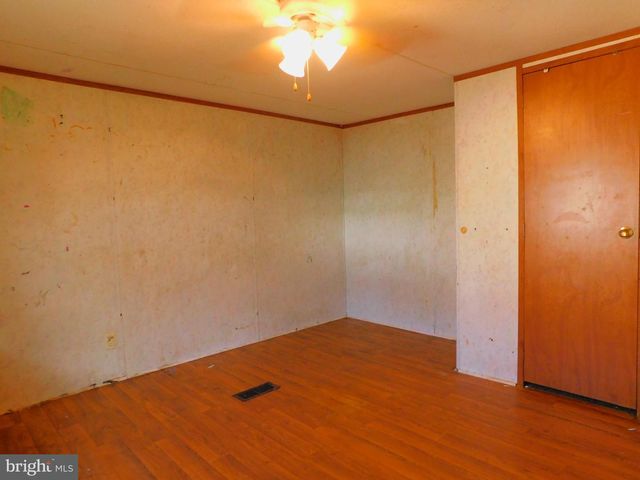 117 MEADOW LN, Lititz, PA 17543