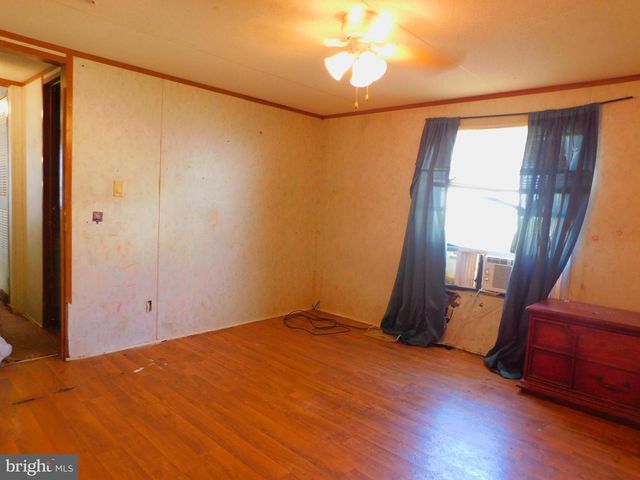117 MEADOW LN, Lititz, PA 17543