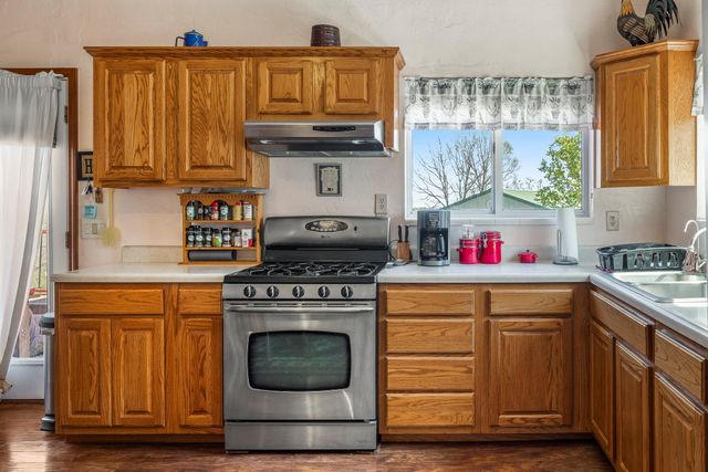 844 Mc Lean Road, Mountain Grove, MO 65711