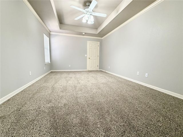 2702 Drexelwood, Johnson, AR 72761