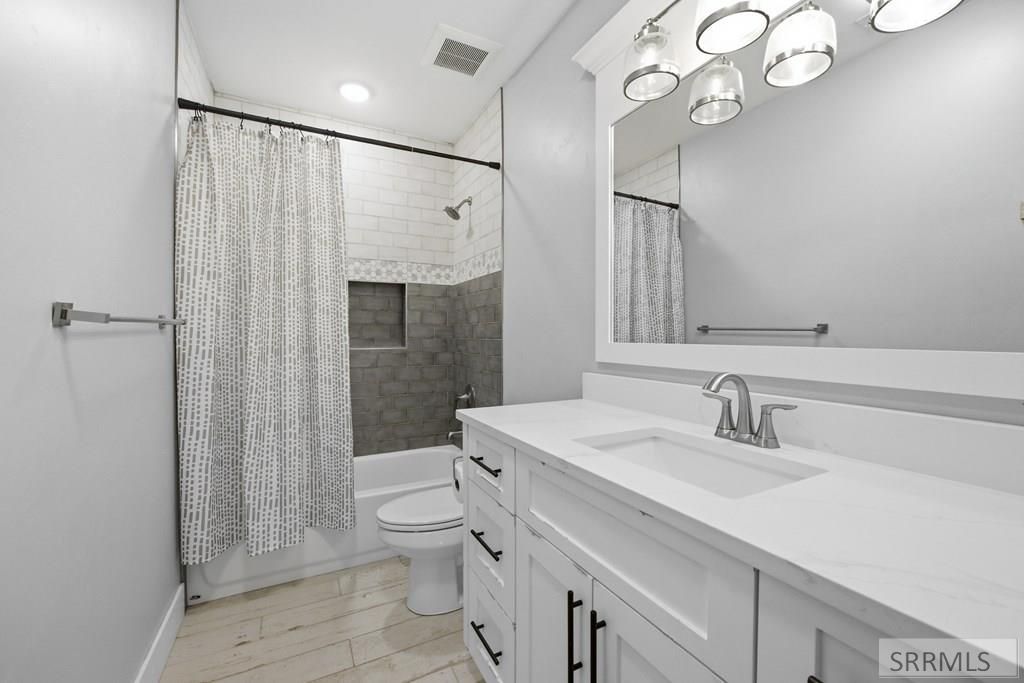 Image 35 of property listing at 3678 E 7 N, Rigby, ID 83442