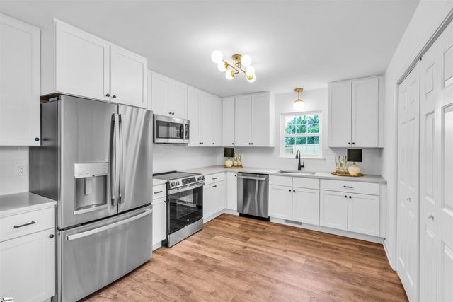 15 Haley Court, Greenville, SC 29607