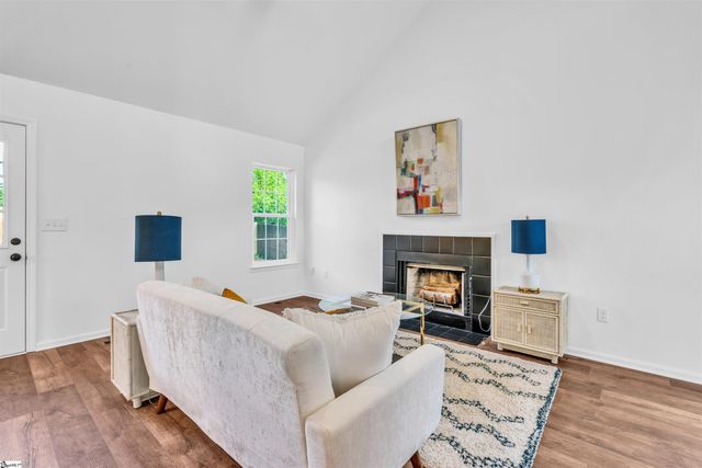 15 Haley Court, Greenville, SC 29607