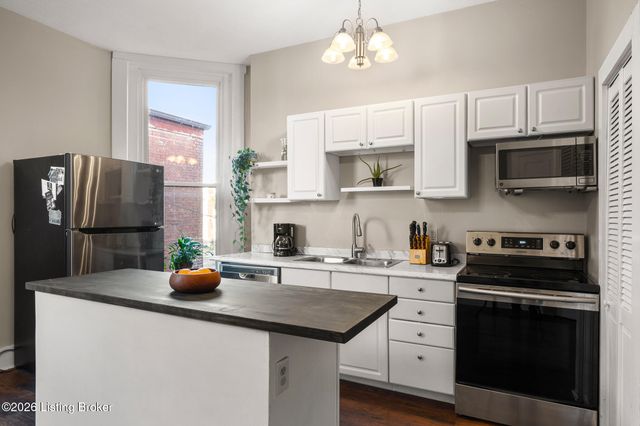 1131 S Brook St APT 4, Louisville, KY 40203