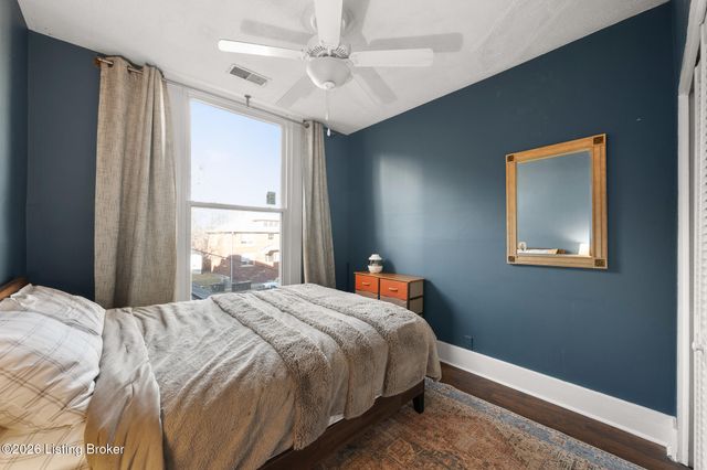 1131 S Brook St APT 4, Louisville, KY 40203