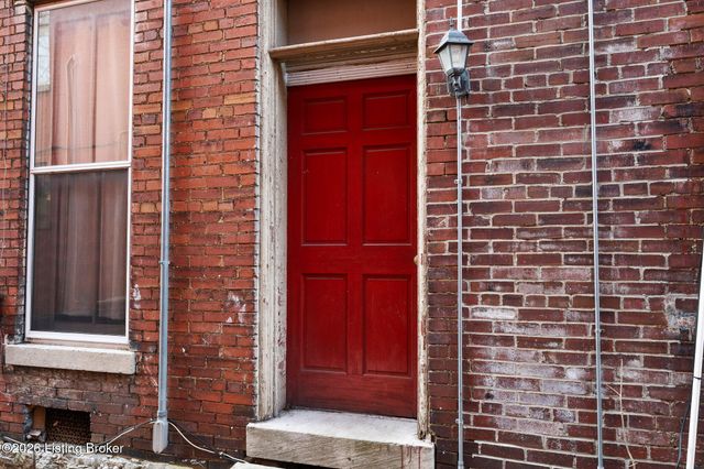 1131 S Brook St APT 4, Louisville, KY 40203