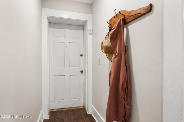 1131 S Brook St APT 4, Louisville, KY 40203