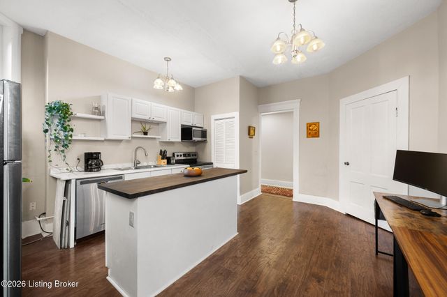 1131 S Brook St APT 4, Louisville, KY 40203