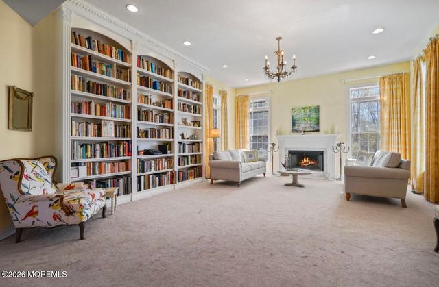 10 Rockingham Court, Manalapan, NJ 07726