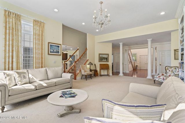 10 Rockingham Court, Manalapan, NJ 07726