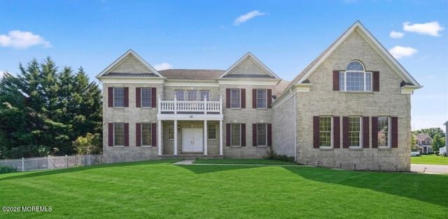 10 Rockingham Court, Manalapan, NJ 07726
