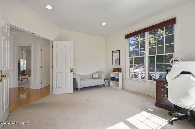 10 Rockingham Court, Manalapan, NJ 07726