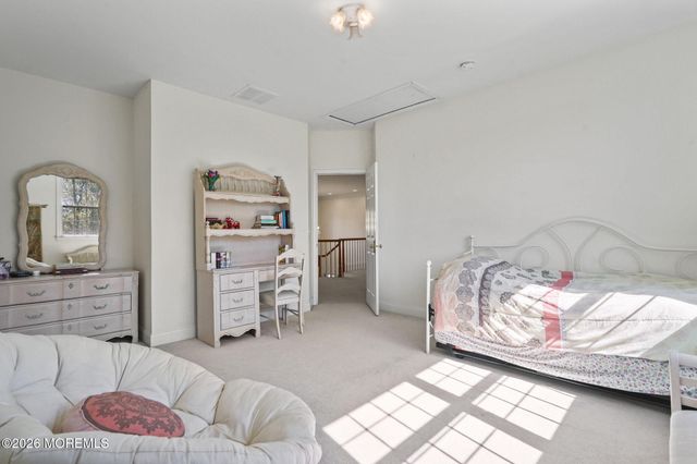 10 Rockingham Court, Manalapan, NJ 07726
