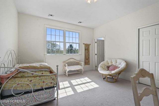 10 Rockingham Court, Manalapan, NJ 07726