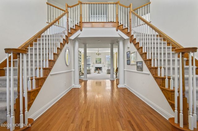 10 Rockingham Court, Manalapan, NJ 07726