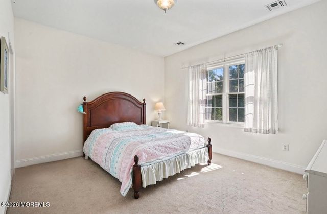 10 Rockingham Court, Manalapan, NJ 07726